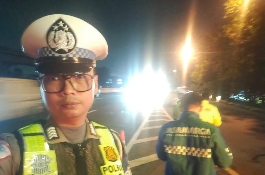 Patroli Gabungan di Tol Padaleunyi, Lalu Lintas KM 125 Terpantau Lancar di Hari Libur